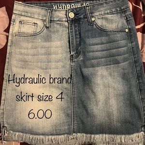 Size 4 hydraulic skirt